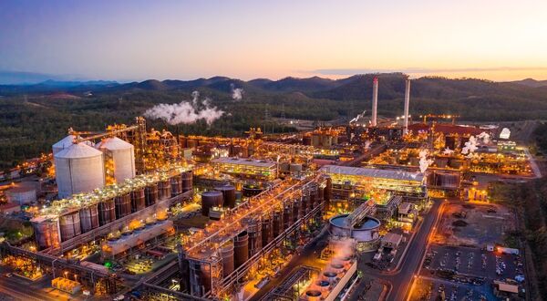 Rio Tinto and Sumitomo to build Gladstone hydrogen pilot plant to trial lower-carbon alumina refining