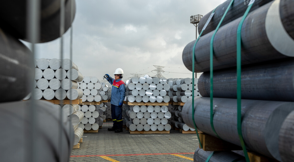 EGA and Emirates NBD pioneer ESG-linked finance programme to advance sustainability in aluminium giant’s supply chain