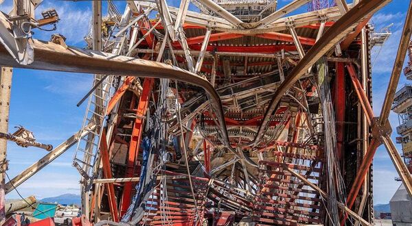From oil industry scrap to aluminium bridge