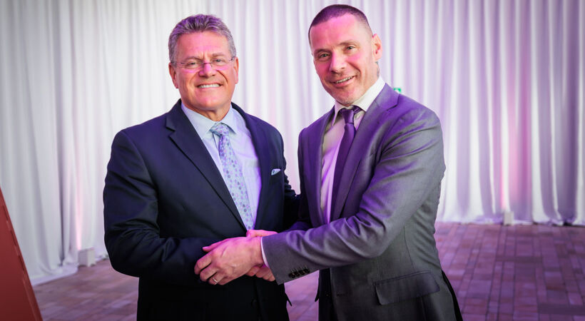Paul Voss (right), Director General of European Aluminium, said: “This is a strong and timely statement of intent from the Commission."