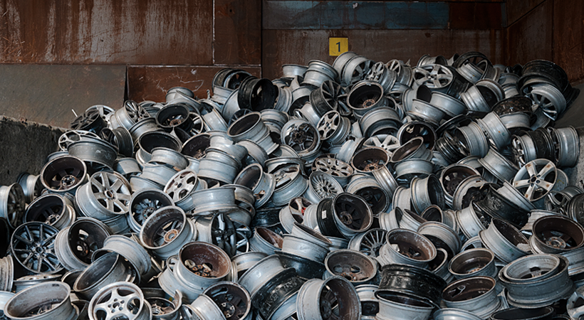 Old car wheels ready for recycling. (Photo credit: Einar Aslaksen.)