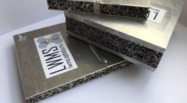 Porous aluminium