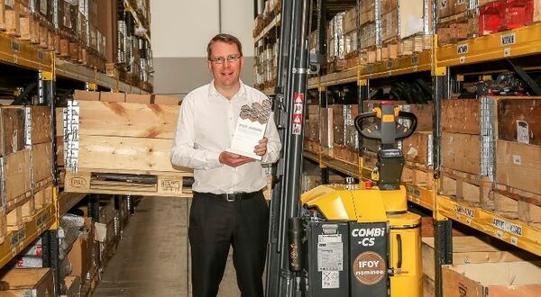 Combi-CS pedestrian stacker wins prestigious IFOY Award